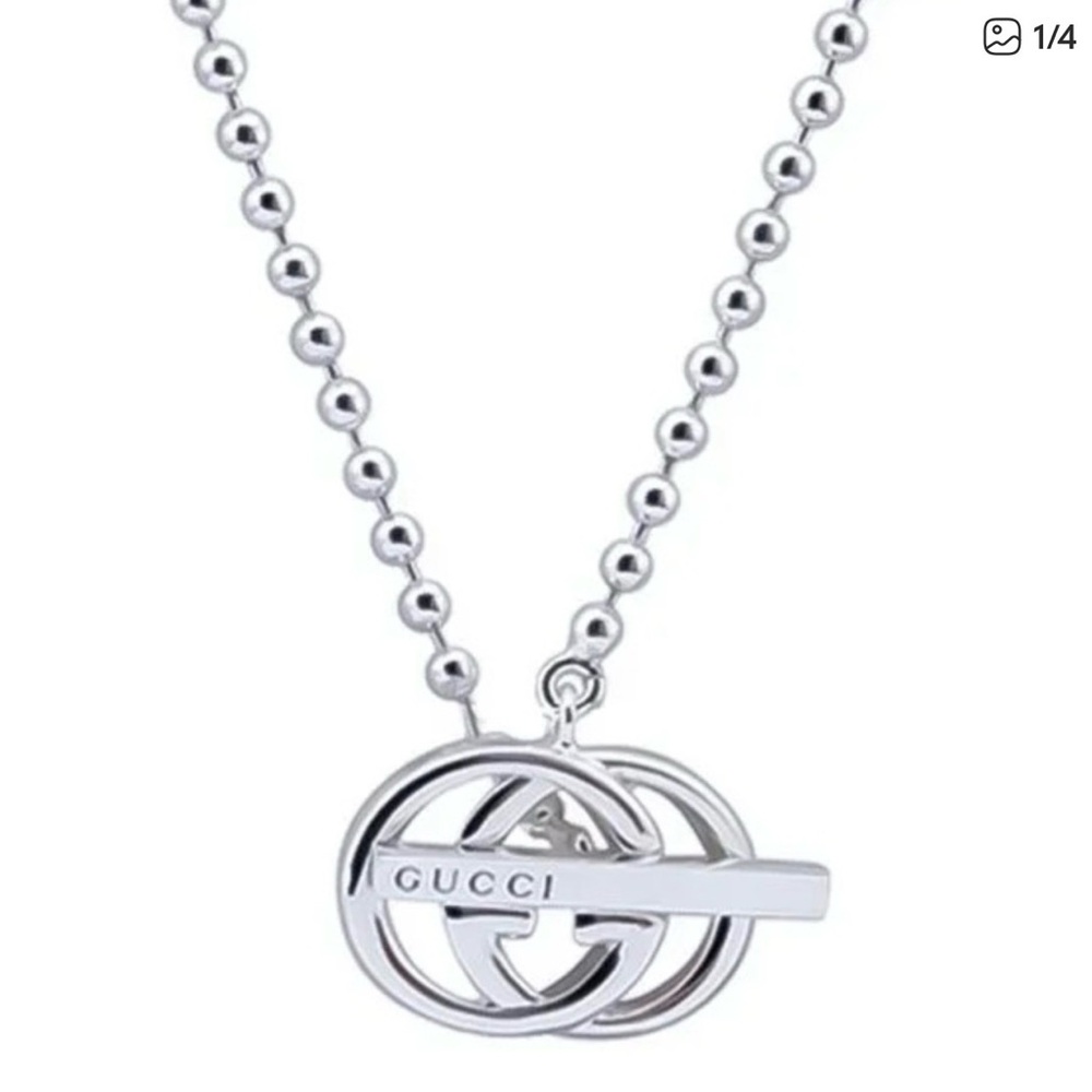 Gucci Silver Pendant Necklace